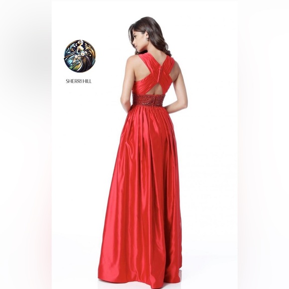 Sherri Hill 51621 Red Gown with Crisscross Bodice Size 14 - Picture 7 of 7